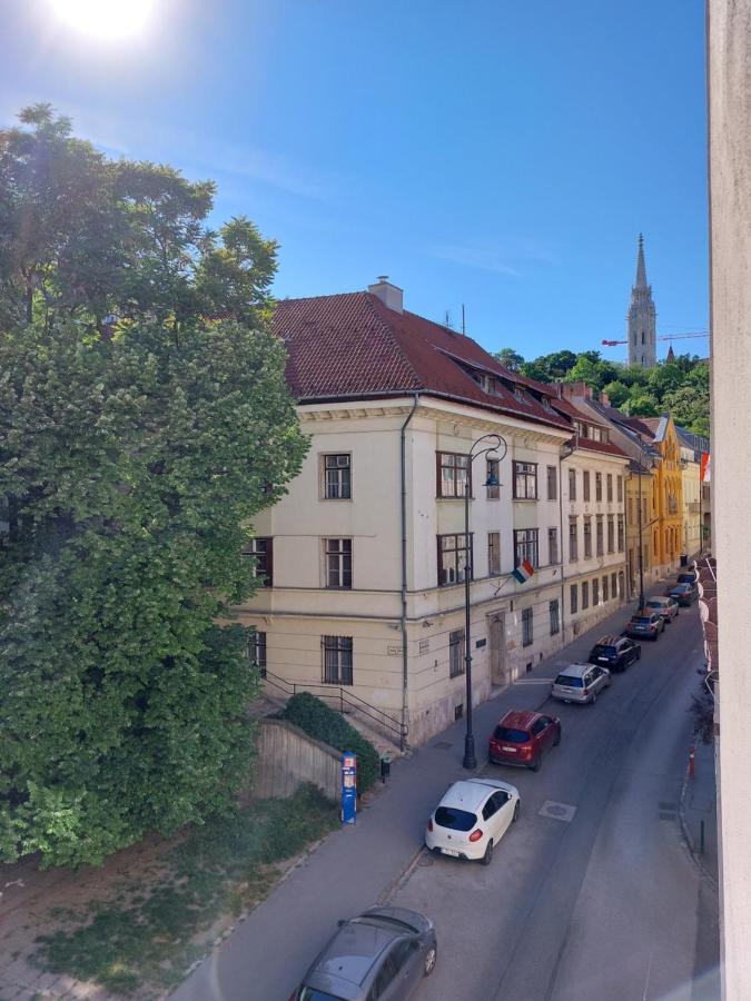 Sunny Studio At The Castle Apartment Budapest Exterior photo